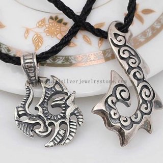 Handmade Thailand Silver Lover's Pendant